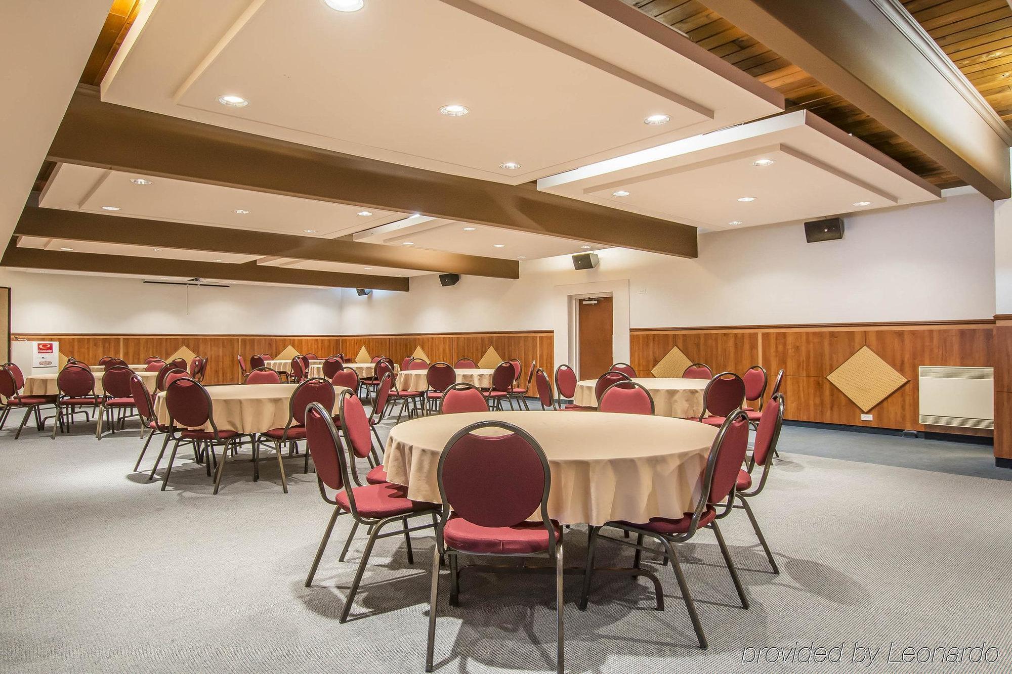 Hotel Danube Bleu Forestville Bagian luar foto