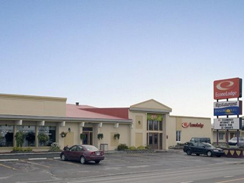 Hotel Danube Bleu Forestville Bagian luar foto