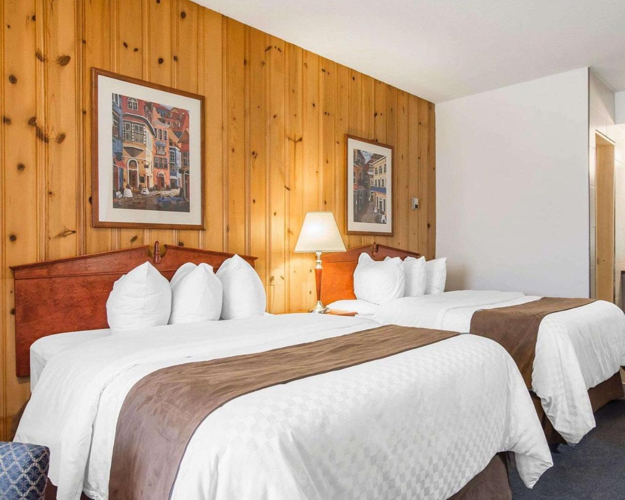 Hotel Danube Bleu Forestville Bagian luar foto